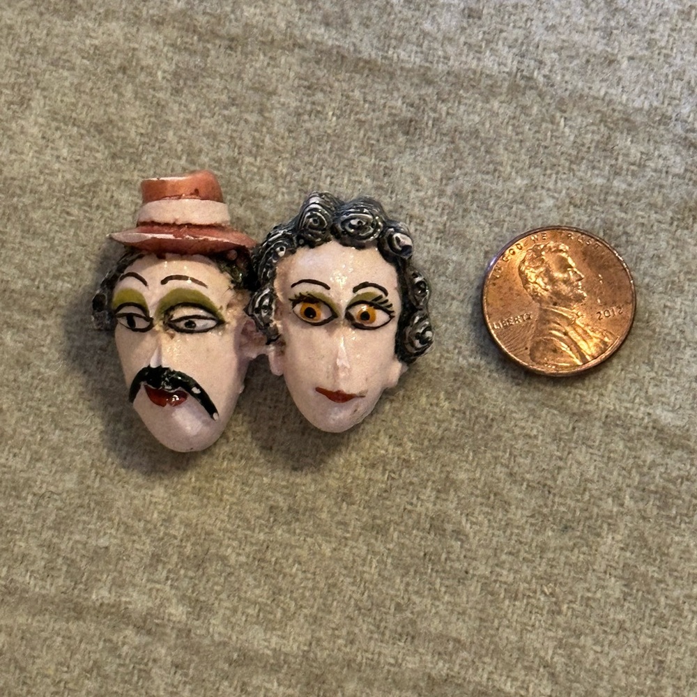 Pin brooch quirky one of a kind. Local Puerto Rico artist 1.5”x1.5”